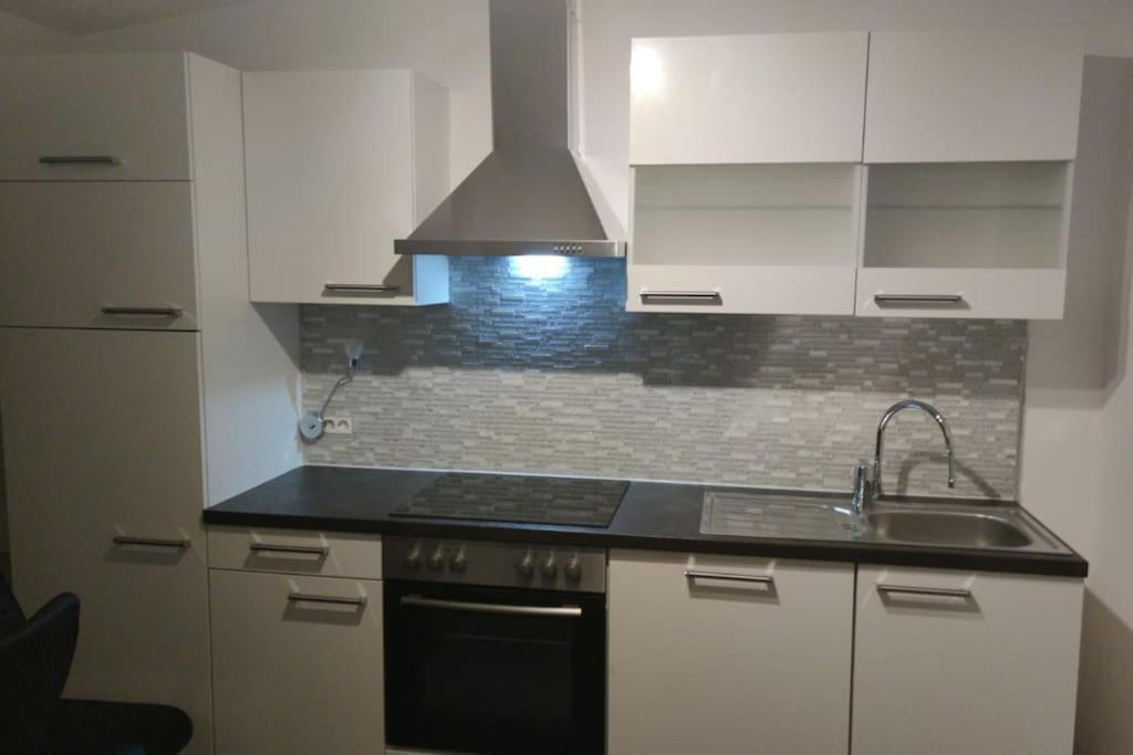 Studio/Huis In Maastricht Te Huur Екстер'єр фото